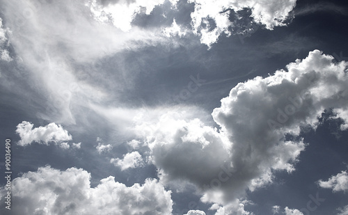 Naklejka na szybę black and white sky clouds