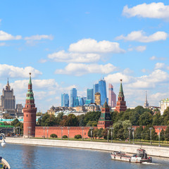 Canvas Print - Kremlin, Moscow City district and Moskva River