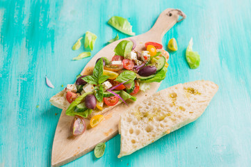 Canvas Print - Bread with vegetable salad