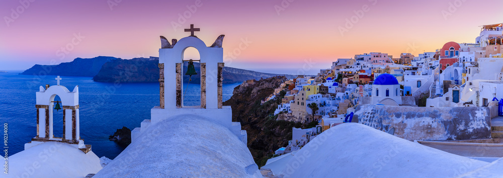 Santorini, Greece - Oia village at sunset - obrazy, fototapety, plakaty 