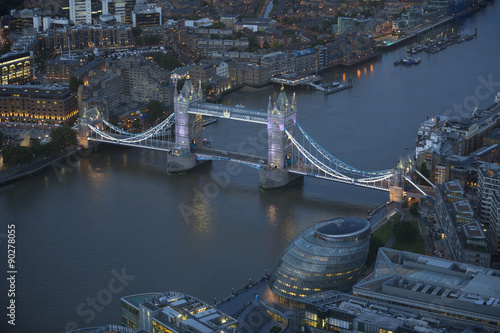 Obraz w ramie Aerial view of London at night.