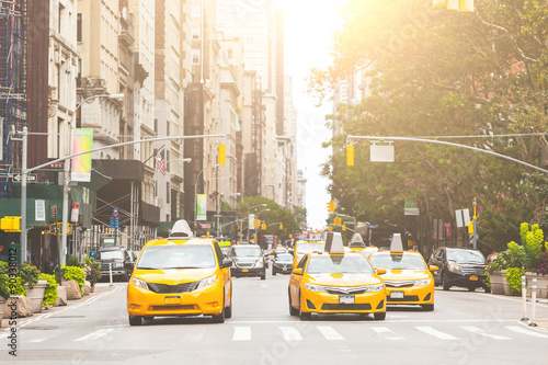 Plakat Typowy żółty taxi w Nowy Jork mieście