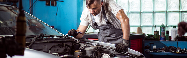 Wall Mural - Automobile repair shop