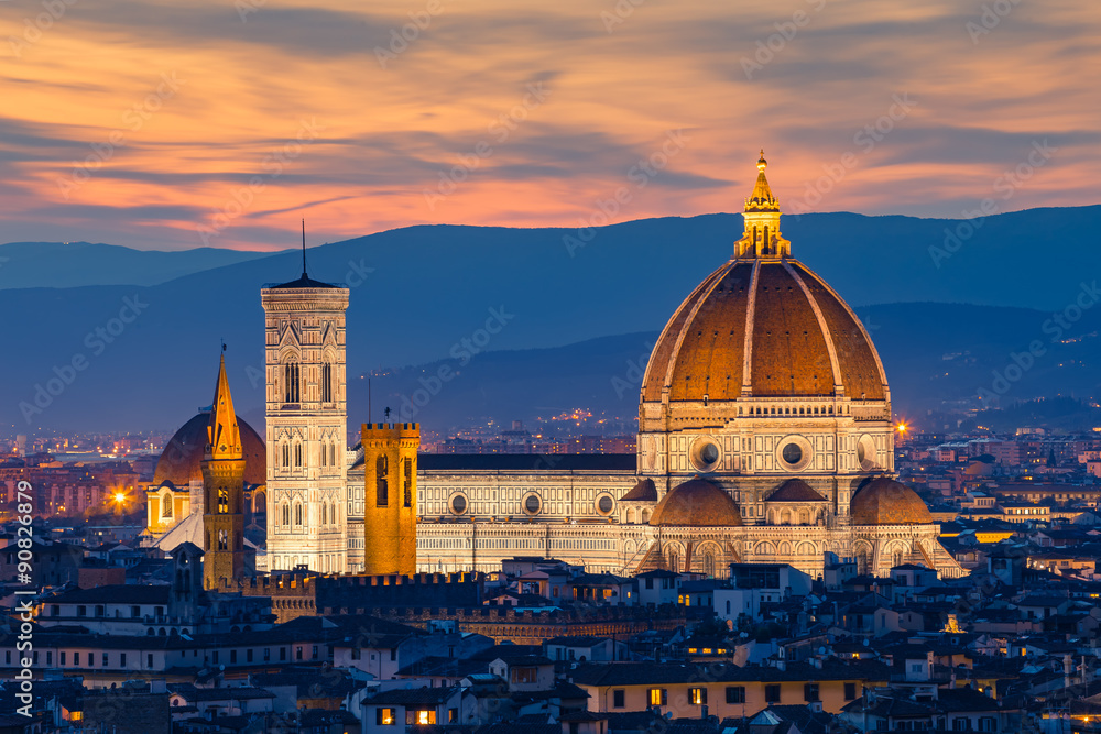 Twilight at Duomo Florence in Florence, Italy - obrazy, fototapety, plakaty 