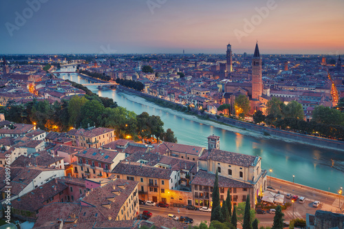 Naklejka - mata magnetyczna na lodówkę Verona. Image of Verona, Italy during summer sunset.