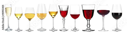 wineglasses-z-roznym-winem-odizolowywajacym-na-bielu