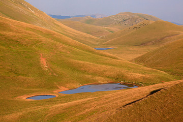 Wall Mural - Campo imperatore, acqua 