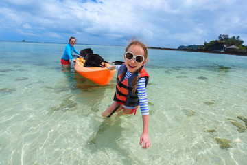 Wall Mural - Mother and daughter kayaking