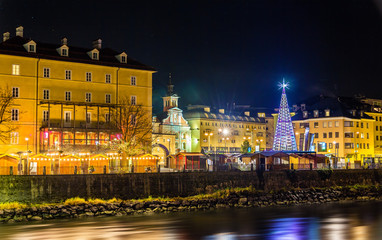 Wall Mural - View of a Christmas market in Innsbruck - Austria