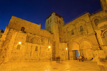 Wall Mural - Jerusalem - Church of the Holy Sepulchre at dusk