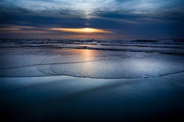 Wall Mural - Sunset over the sea