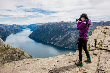 Wall Mural - Nature photographer