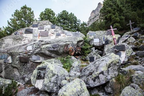 Fotografía Symbolic cemetery in High Tatras, Slovakia
