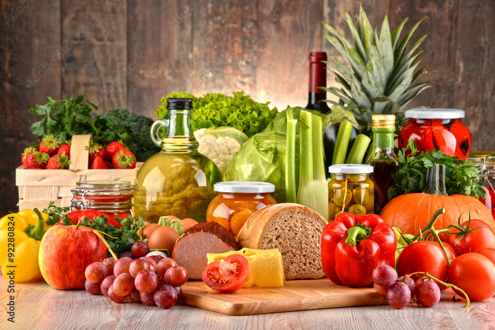 Obraz na płótnie Composition with variety of organic food w salonie