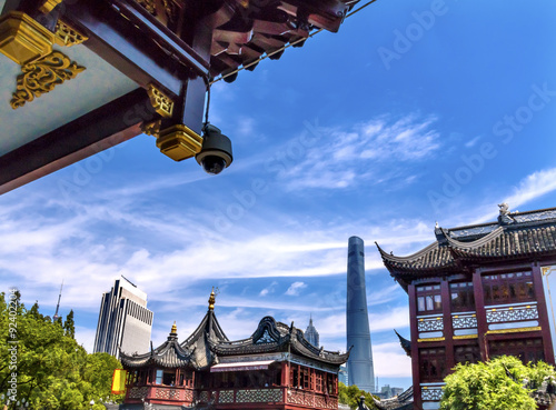 фотография Shanghai China Old and New Shanghai Tower and Yuyuan Garden