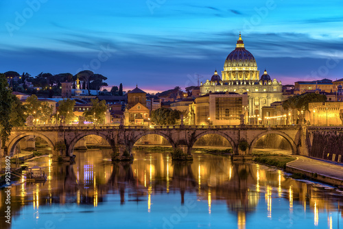 Fototapeta na wymiar Sunset at Rome with Saint Peter's Basilica - Rome - Italy