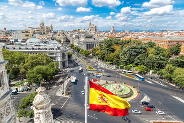 Fototapete - Cibeles fountain at Plaza de Cibeles in Madrid
