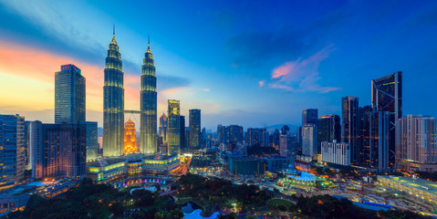 kuala lumper skyline at twilight