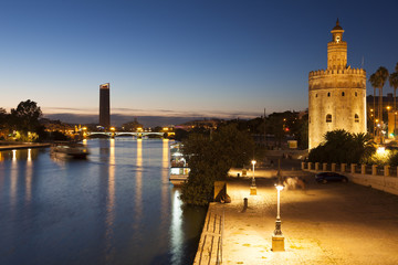 Wall Mural - Tower of the gold and Guadalquivir river,  Seville, Andalusia, S