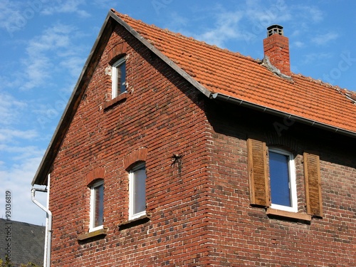 Altes Haus Aus Rotbraunem Backstein In Dutenhofen Bei Wetzlar Im