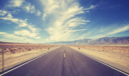 Fotografía Vintage style highway in Death Valley, USA, travel adventure concept