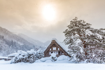 Fototapete - Shirakawago with Sun Snow