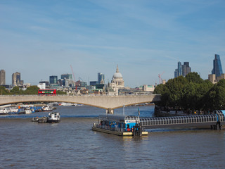 Poster - Waterloo Bridge in London