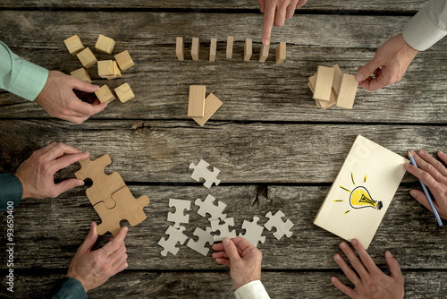 Cuadros en Lienzo Concepto de trabajo en equipo, la estrategia, la visión o la educación