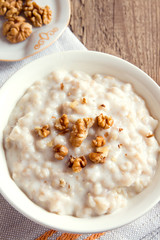 Sticker - oatmeal porridge with walnuts