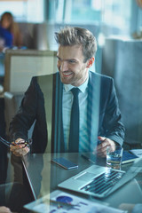 Canvas Print - Businessman at meeting