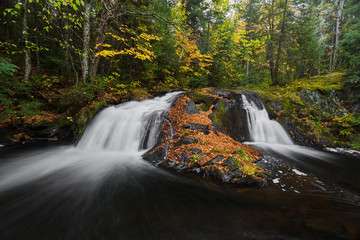 Wall Mural - Lower Duppy Falls