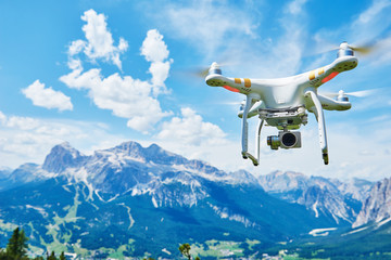Wall Mural - drone quadrocopter with digital camera