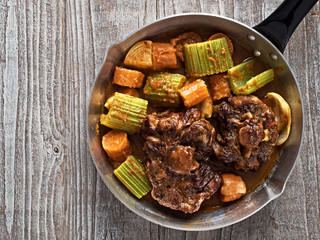 Canvas Print - rustic british oxtail stew