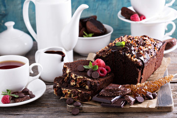 Chocolate loaf cake with nuts