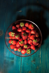 Wall Mural - strawberries in a bowl