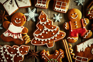 Wall Mural - Christmas homemade gingerbread cookies