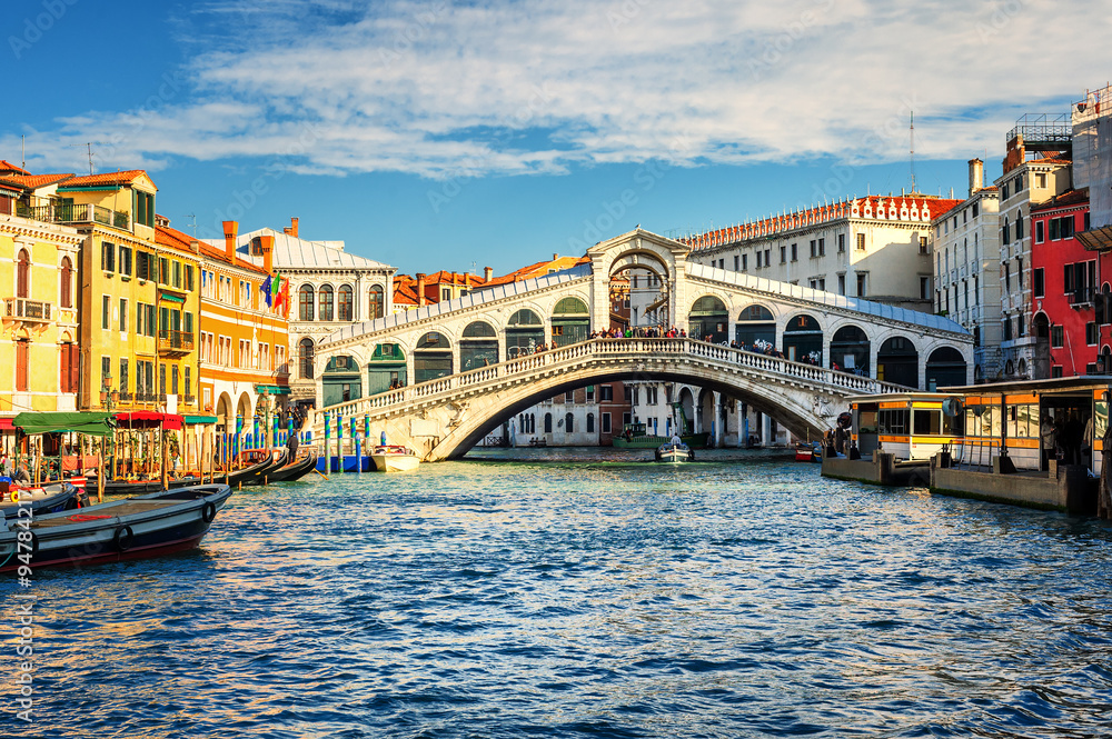 The Grand Canal and Rialto bridge, Venice, Italy - obrazy, fototapety, plakaty 