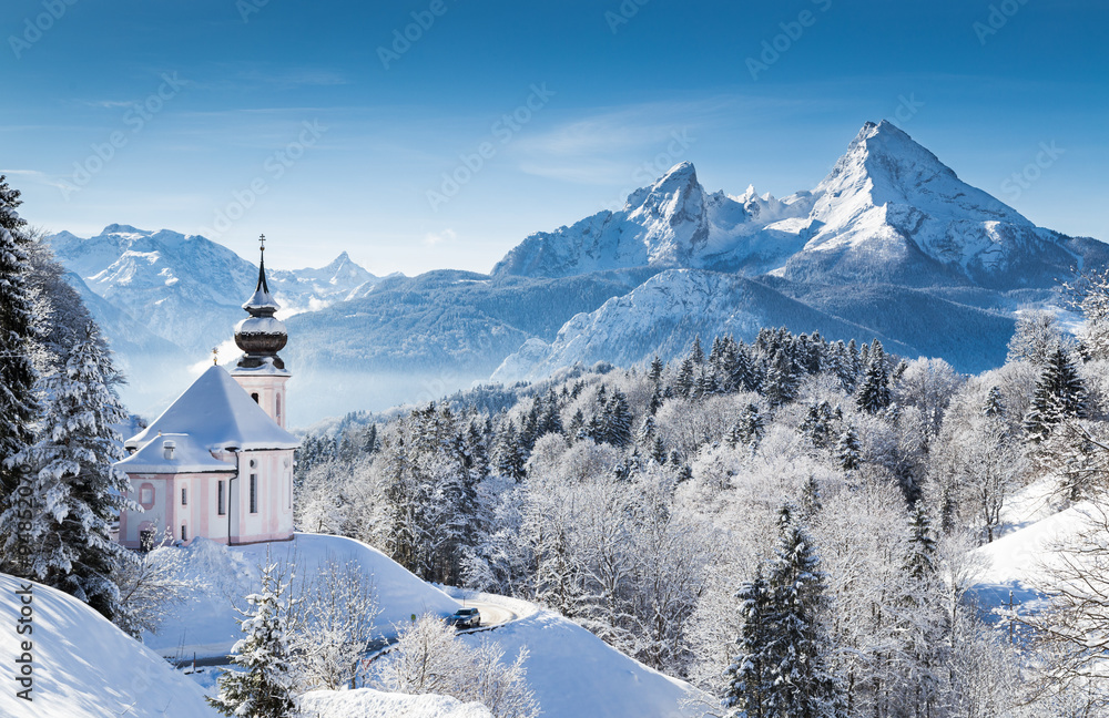 Winter wonderland with chapel in the Alps, Berchtesgadener Land, Bavaria, Germany - obrazy, fototapety, plakaty 