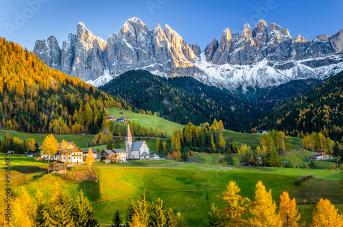 Obraz w ramie Autumnal Mountain Landscape at Sunset