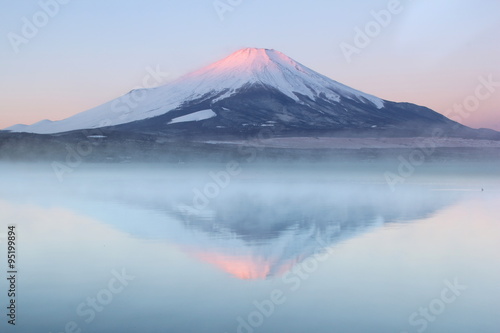 Plakat Fudżi  gora-fuji-i-jezioro-yamanaka