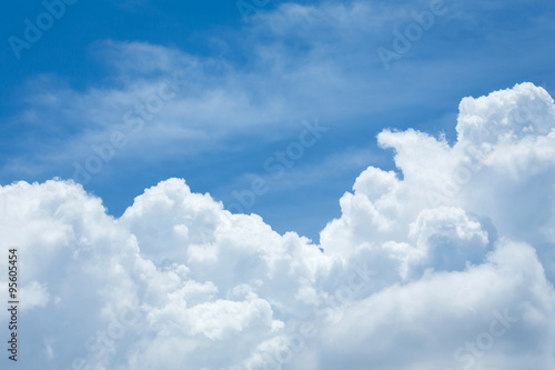 Naklejka na szybę cloud and blue sky background