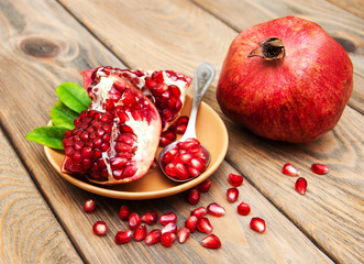 Poster - juicy pomegranate fruit