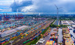canvas print picture - Panorama Luftbild Hafen Hamburg Container 