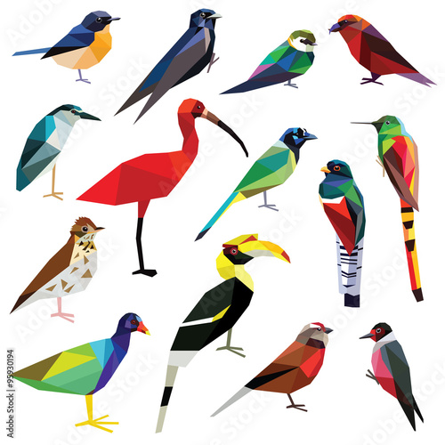 Obraz na płótnie canvas trzyczęściowy "tryptyk" Ptaki zestaw kolorowe ptaki low poly projekt na białym tle.heron, karafka, dzioborożec, jay, dzięcioł, muchołówka, trogon, gallinule, martin, krzyżodziób, kometa, ibis, jaskółka, drozd, koliber.