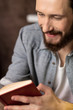 © Yakobchuk Olena - Literature helps you to improve your knowledge