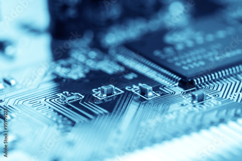 Fotografía selective focus of close up computer electronic circuit board