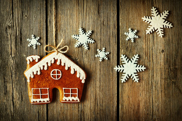 Canvas Print - Christmas homemade gingerbread house cookie