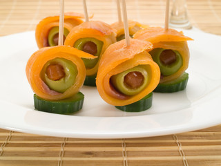 Wall Mural - Salmon Rolls with Olive