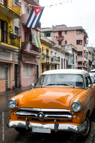 Fototapeta dla dzieci Street scene on rainy day in Havana,Cuba