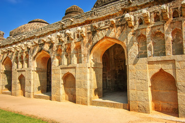 Fototapete - Elephant Stables, Royal Centre, Hampi, Karnataka, India